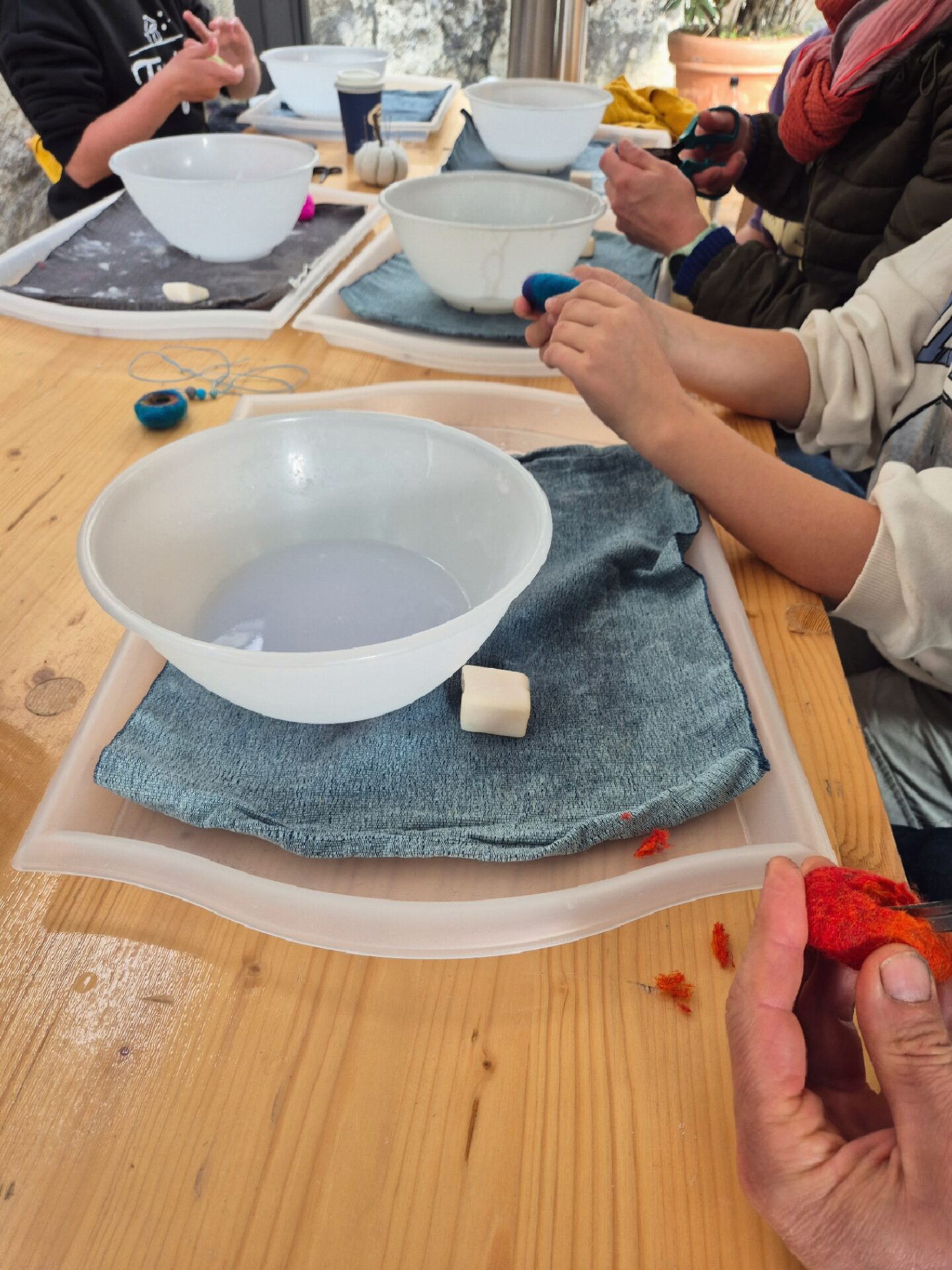 {"remix_data":[],"remix_entry_point":"challenges","source_tags":[],"origin":"unknown","total_draw_time":0,"total_draw_actions":0,"layers_used":0,"brushes_used":0,"photos_added":0,"total_editor_actions":{},"tools_used":{"effects":3},"is_sticker":false,"edited_since_last_sticker_save":true,"containsFTESticker":false}