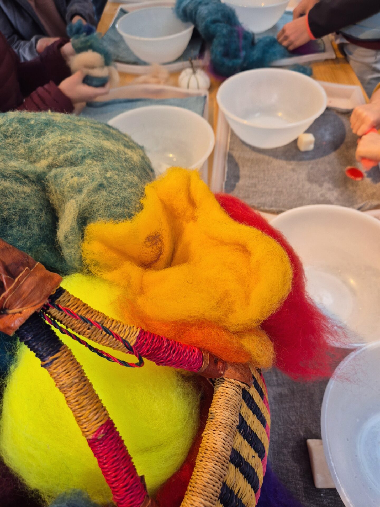 {"remix_data":[],"remix_entry_point":"challenges","source_tags":[],"origin":"unknown","total_draw_time":0,"total_draw_actions":0,"layers_used":0,"brushes_used":0,"photos_added":0,"total_editor_actions":{},"tools_used":{"effects":3},"is_sticker":false,"edited_since_last_sticker_save":true,"containsFTESticker":false}