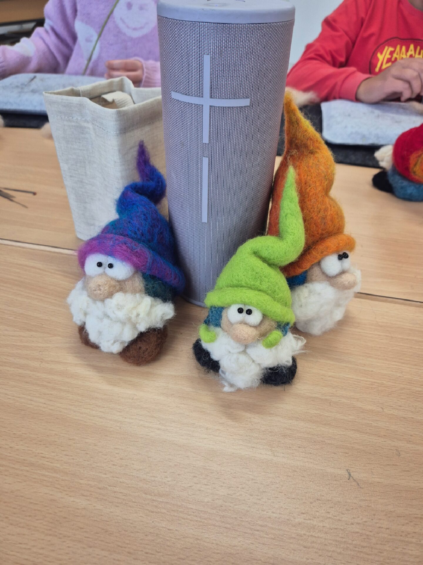 {"remix_data":[],"remix_entry_point":"challenges","source_tags":[],"origin":"unknown","total_draw_time":0,"total_draw_actions":0,"layers_used":0,"brushes_used":0,"photos_added":0,"total_editor_actions":{},"tools_used":{"effects":3},"is_sticker":false,"edited_since_last_sticker_save":true,"containsFTESticker":false}