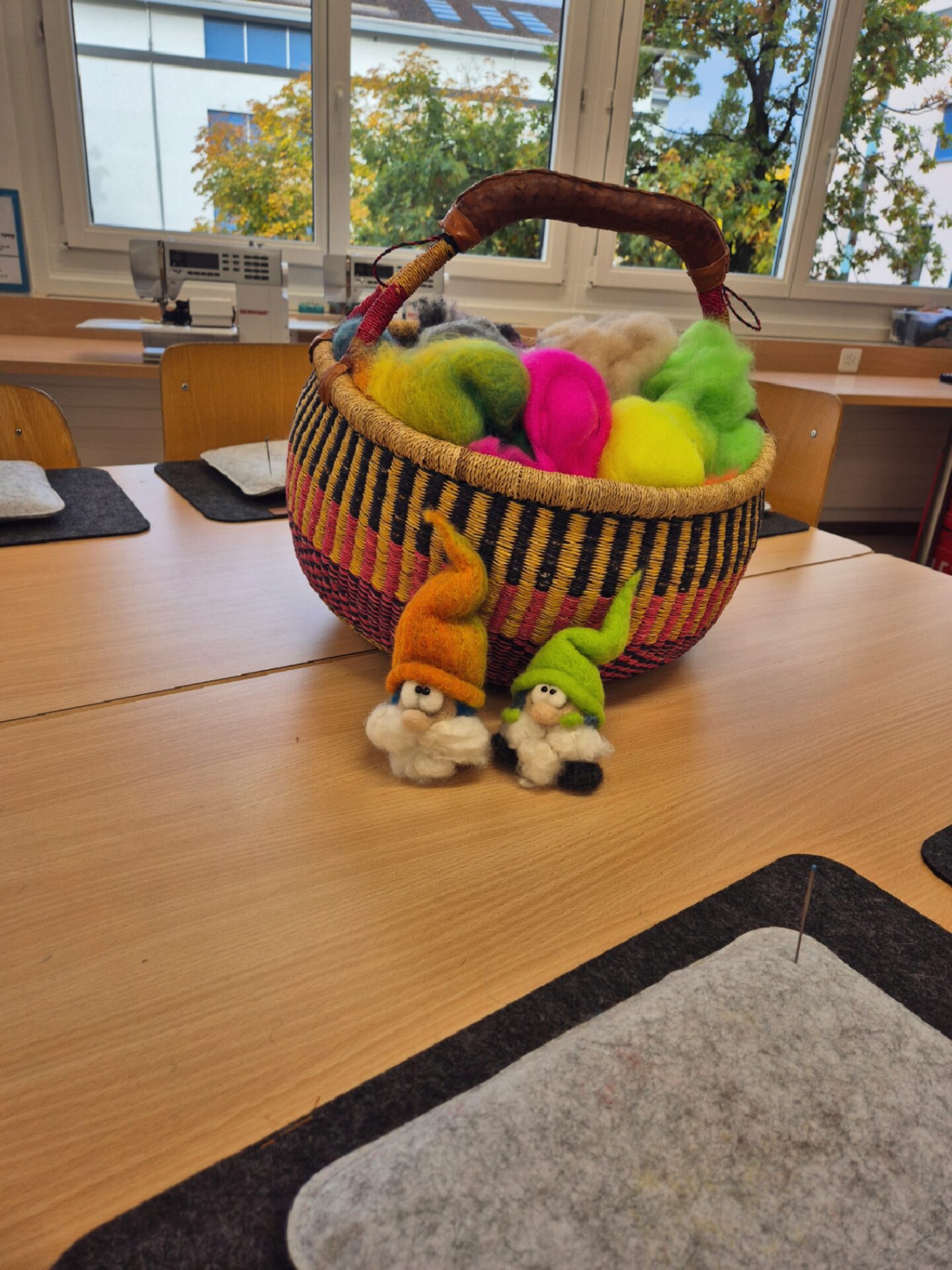 {"remix_data":[],"remix_entry_point":"challenges","source_tags":[],"origin":"unknown","total_draw_time":0,"total_draw_actions":0,"layers_used":0,"brushes_used":0,"photos_added":0,"total_editor_actions":{},"tools_used":{"effects":3},"is_sticker":false,"edited_since_last_sticker_save":true,"containsFTESticker":false}