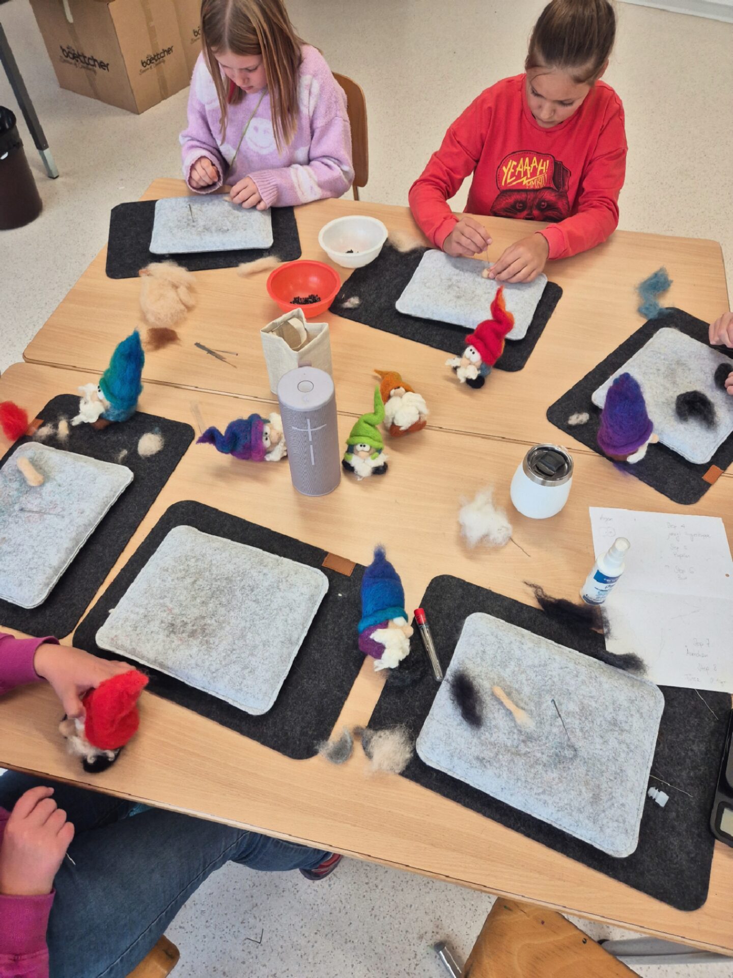 {"remix_data":[],"remix_entry_point":"challenges","source_tags":[],"origin":"unknown","total_draw_time":0,"total_draw_actions":0,"layers_used":0,"brushes_used":0,"photos_added":0,"total_editor_actions":{},"tools_used":{"effects":3},"is_sticker":false,"edited_since_last_sticker_save":true,"containsFTESticker":false}