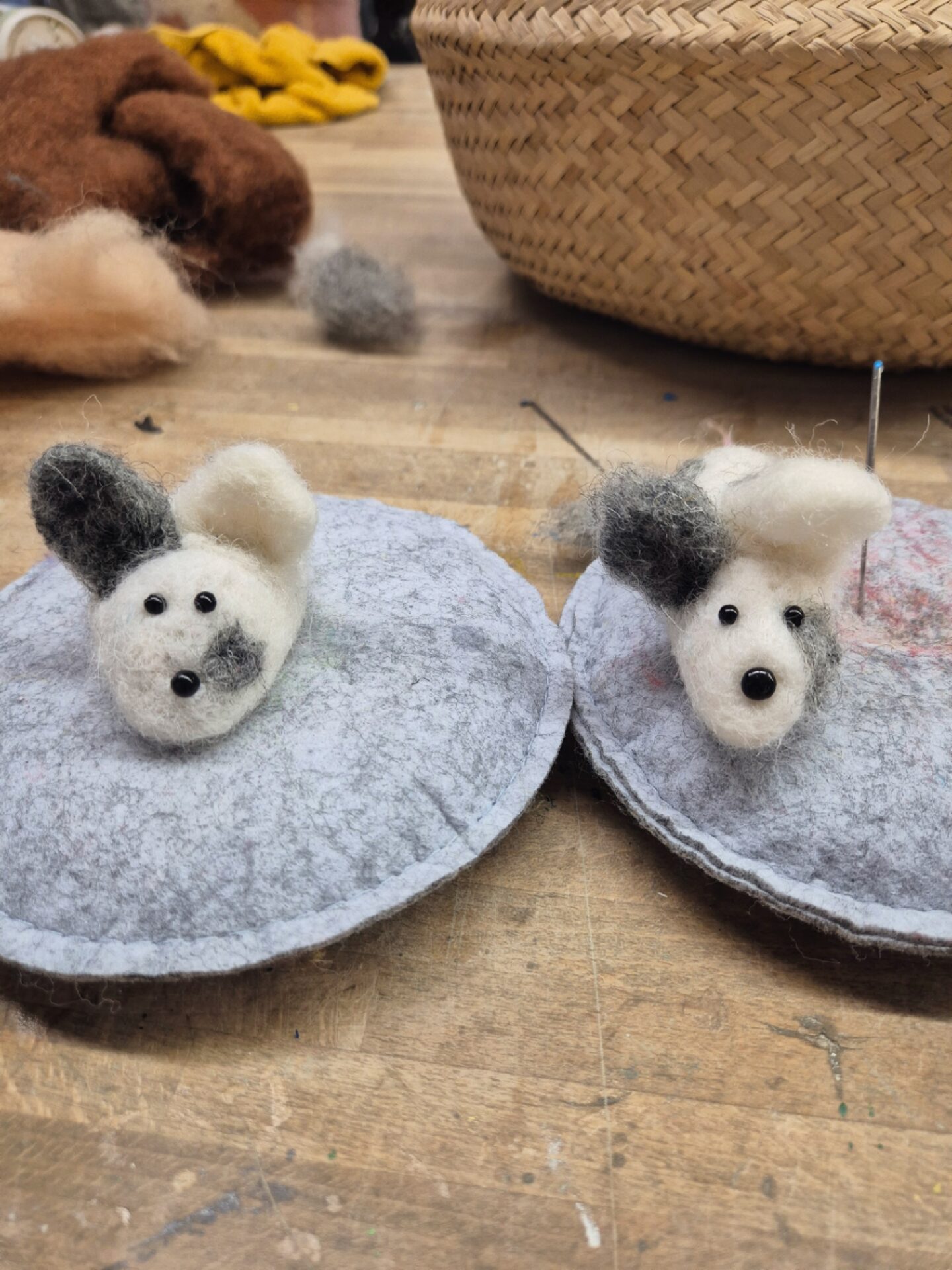 {"remix_data":[],"remix_entry_point":"challenges","source_tags":[],"origin":"unknown","total_draw_time":0,"total_draw_actions":0,"layers_used":0,"brushes_used":0,"photos_added":0,"total_editor_actions":{},"tools_used":{"effects":3},"is_sticker":false,"edited_since_last_sticker_save":true,"containsFTESticker":false}