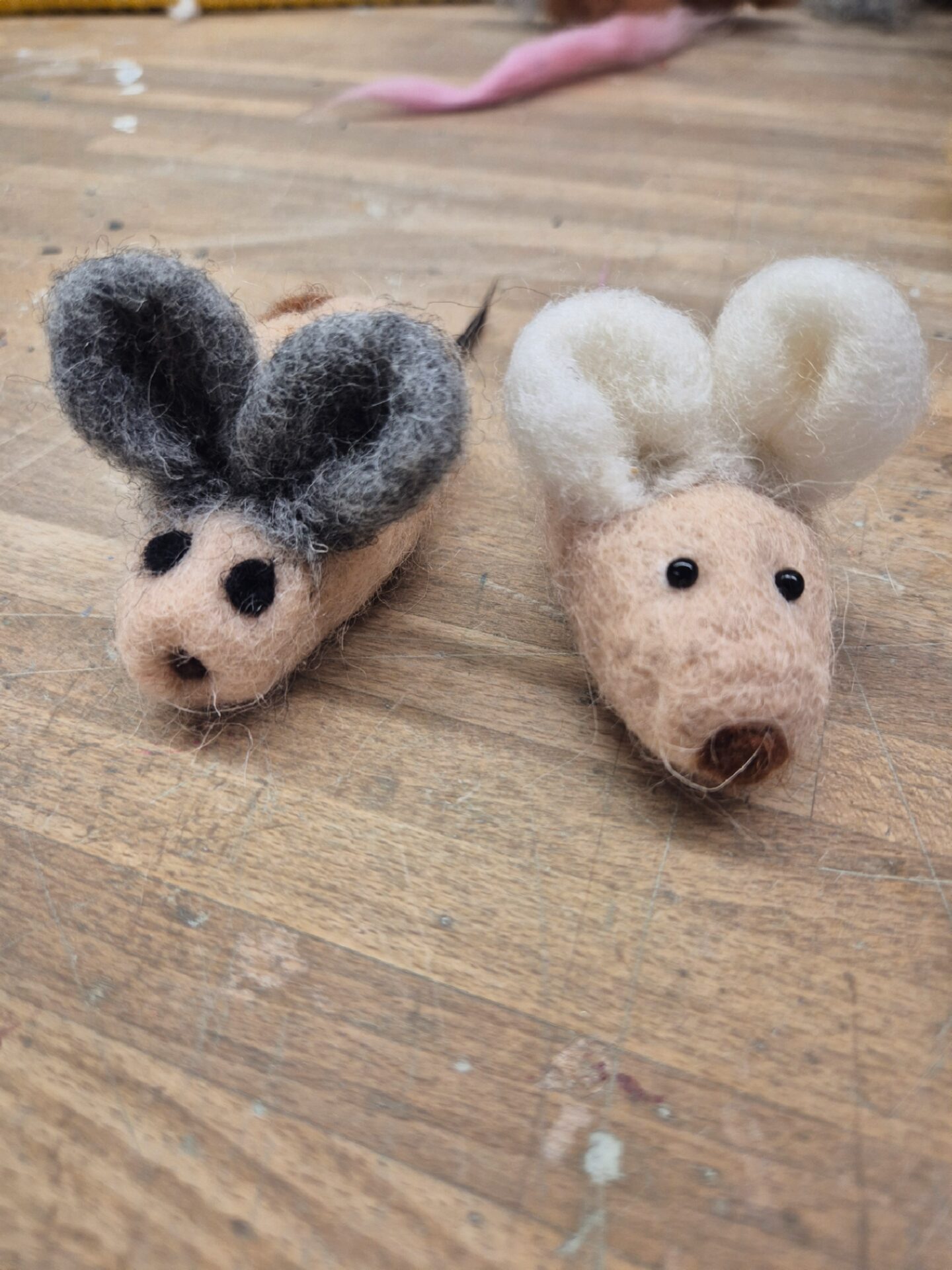 {"remix_data":[],"remix_entry_point":"challenges","source_tags":[],"origin":"unknown","total_draw_time":0,"total_draw_actions":0,"layers_used":0,"brushes_used":0,"photos_added":0,"total_editor_actions":{},"tools_used":{"effects":3},"is_sticker":false,"edited_since_last_sticker_save":true,"containsFTESticker":false}