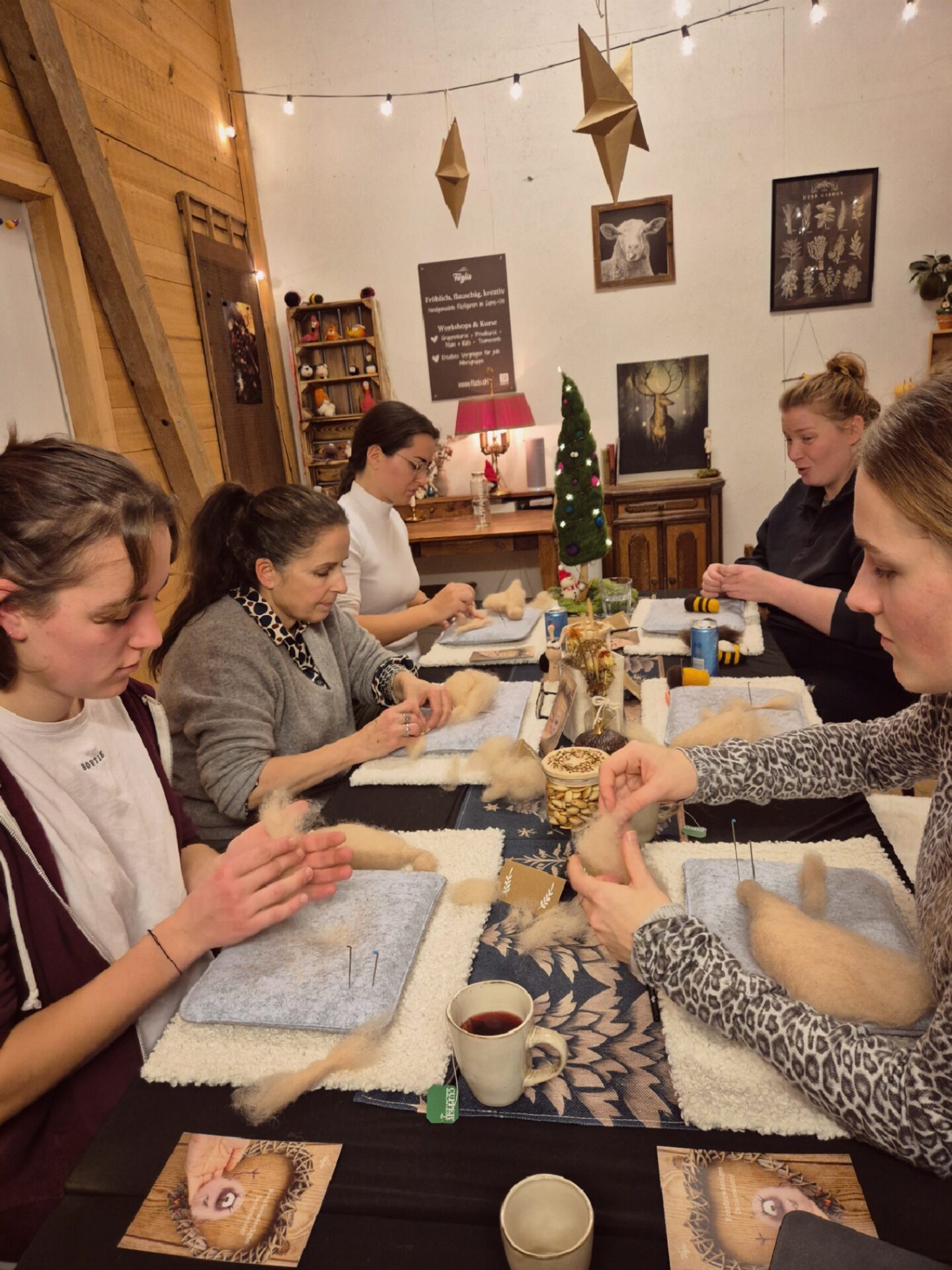 {"remix_data":[],"remix_entry_point":"challenges","source_tags":[],"origin":"unknown","total_draw_time":0,"total_draw_actions":0,"layers_used":0,"brushes_used":0,"photos_added":0,"total_editor_actions":{},"tools_used":{"effects":3},"is_sticker":false,"edited_since_last_sticker_save":true,"containsFTESticker":false}