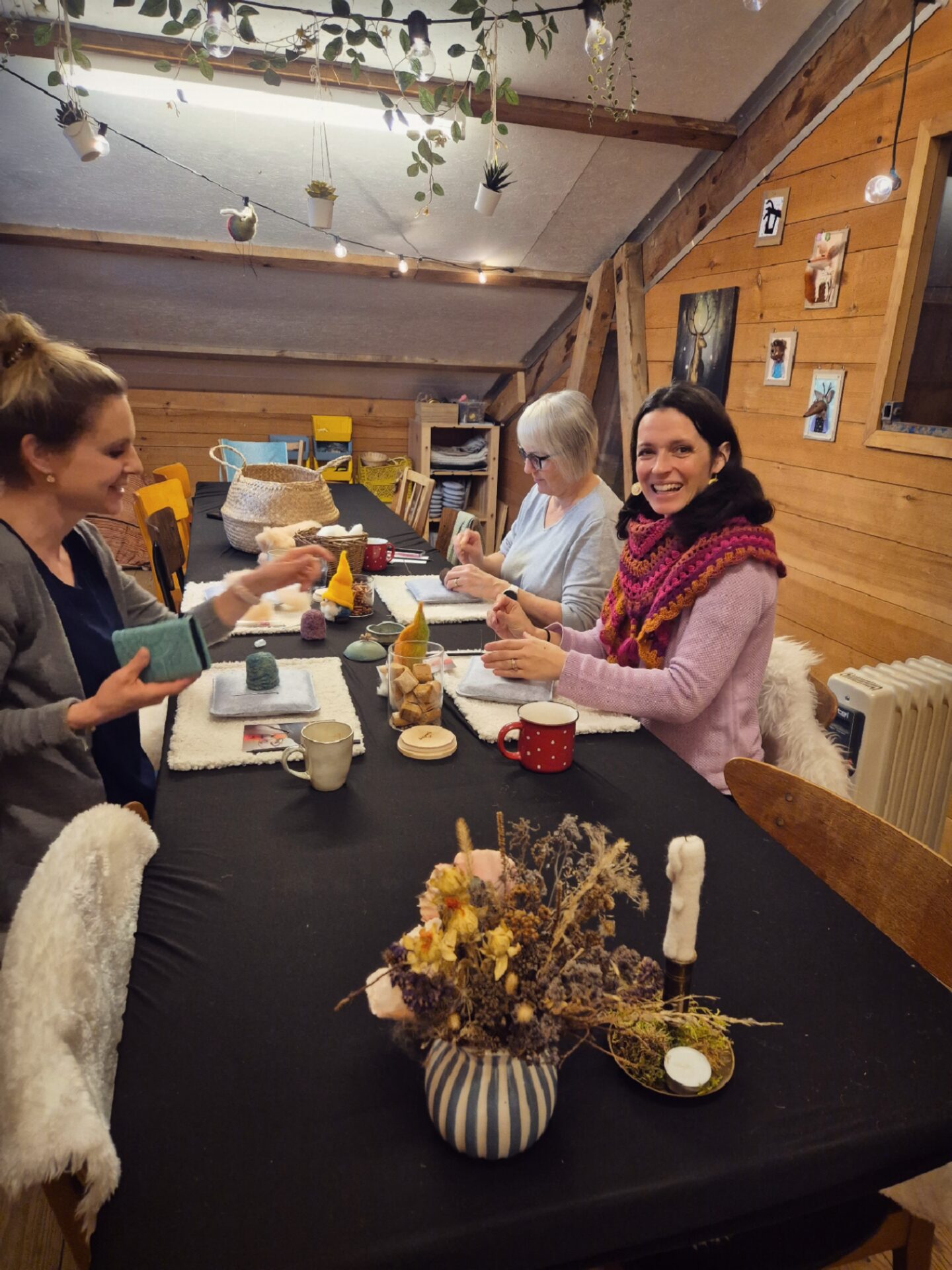 {"remix_data":[],"remix_entry_point":"challenges","source_tags":[],"origin":"unknown","total_draw_time":0,"total_draw_actions":0,"layers_used":0,"brushes_used":0,"photos_added":0,"total_editor_actions":{},"tools_used":{"effects":3},"is_sticker":false,"edited_since_last_sticker_save":true,"containsFTESticker":false}