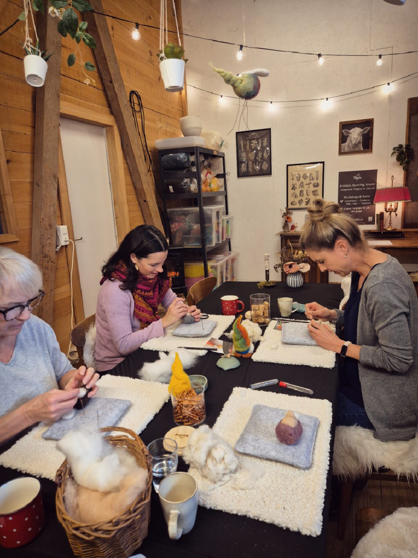 {"remix_data":[],"remix_entry_point":"challenges","source_tags":[],"origin":"unknown","total_draw_time":0,"total_draw_actions":0,"layers_used":0,"brushes_used":0,"photos_added":0,"total_editor_actions":{},"tools_used":{"effects":3},"is_sticker":false,"edited_since_last_sticker_save":true,"containsFTESticker":false}