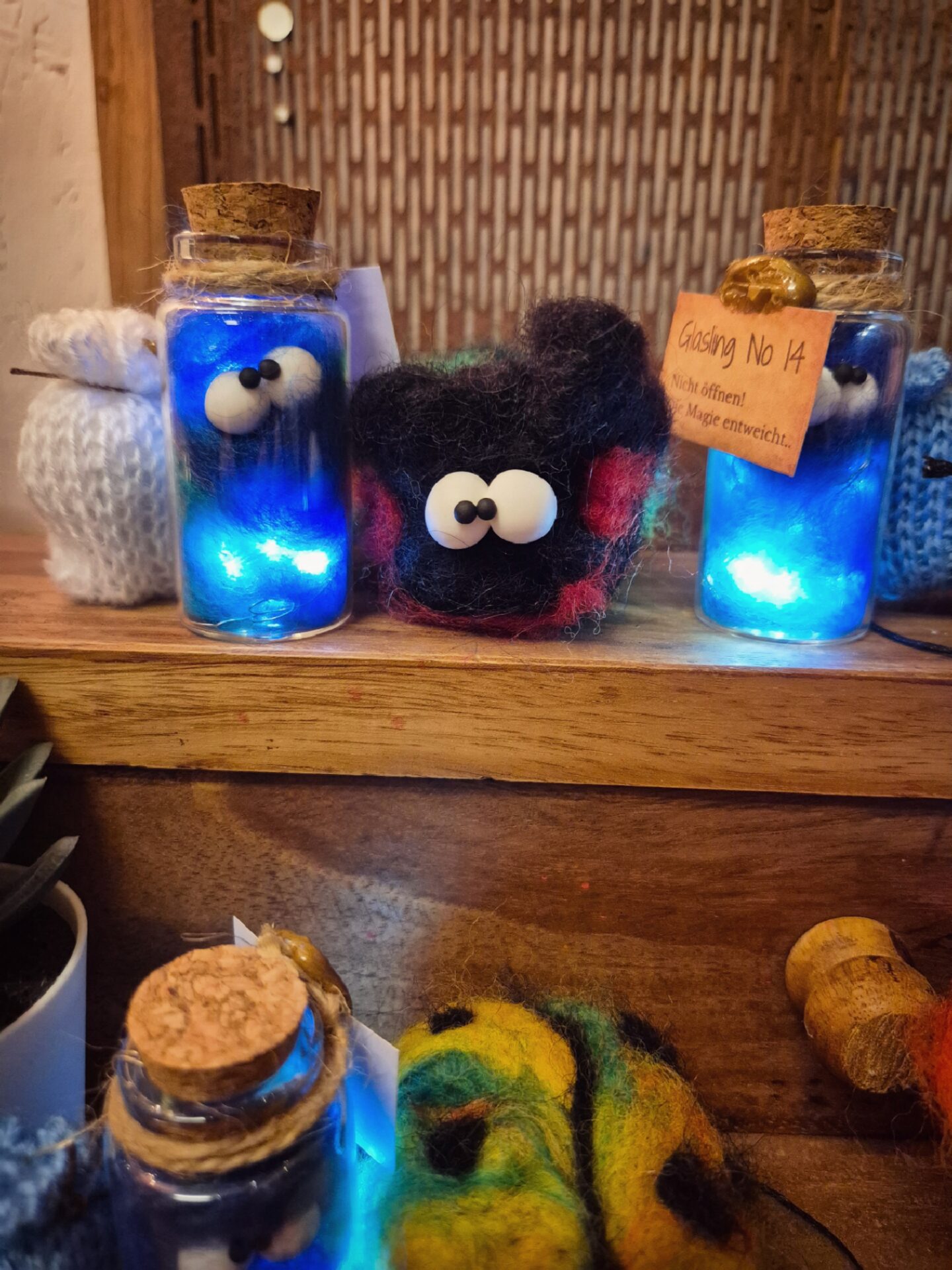 {"remix_data":[],"remix_entry_point":"challenges","source_tags":[],"origin":"unknown","total_draw_time":0,"total_draw_actions":0,"layers_used":0,"brushes_used":0,"photos_added":0,"total_editor_actions":{},"tools_used":{"effects":3},"is_sticker":false,"edited_since_last_sticker_save":true,"containsFTESticker":false}