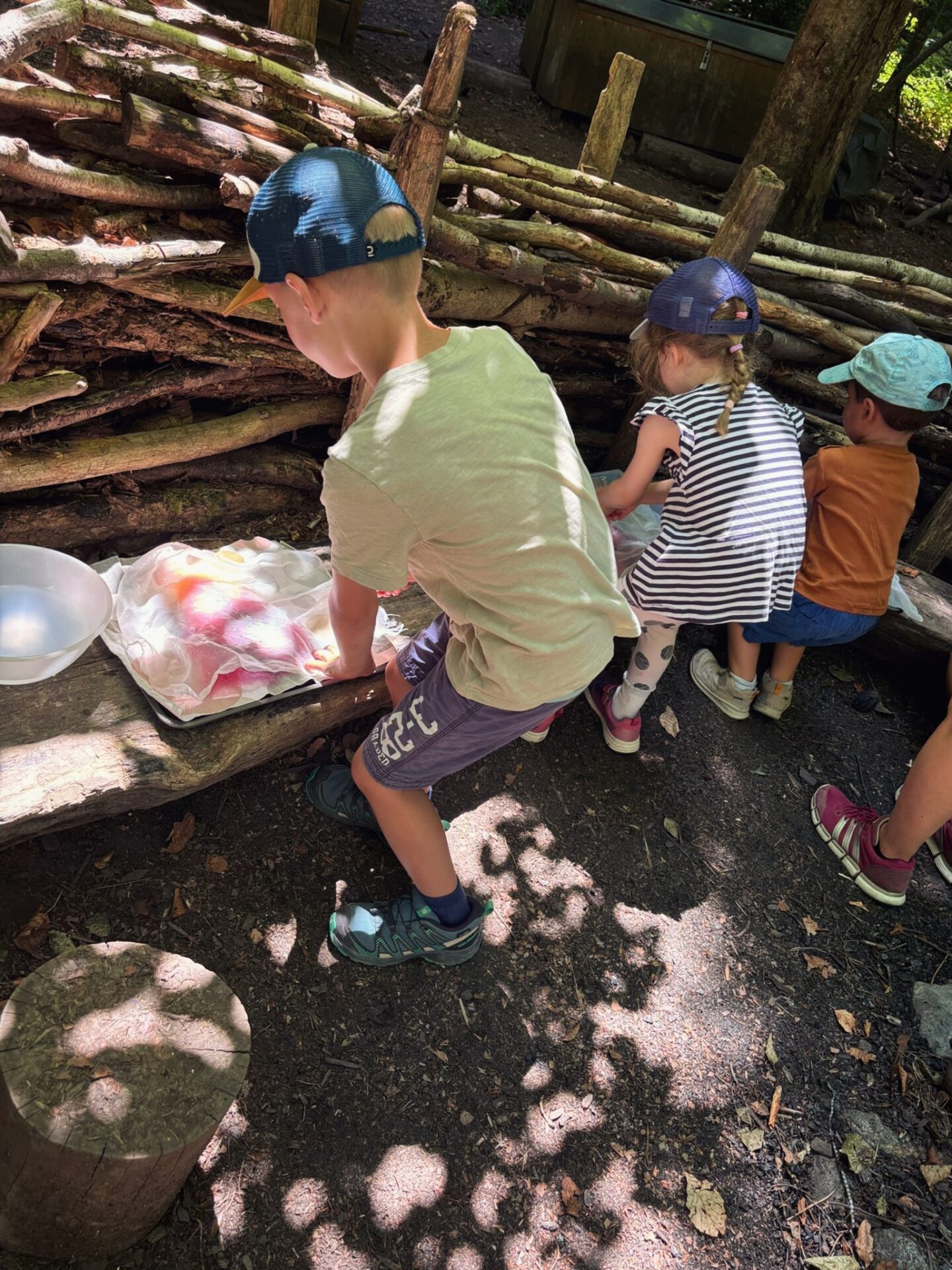 Nassfilzen in der Waldspielgruppe